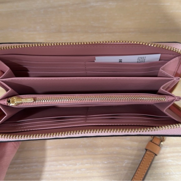 Coach Powder Pink Signature Large Zip Around Wallet and Umbrella 🌸 - Picture 2 of 5